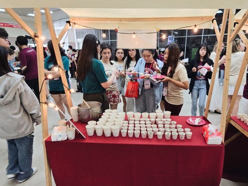 During the Global Food Tour, participants used cuisine as a bridge to connect and experience diverse cultures.(Open new window/jpg file)Image