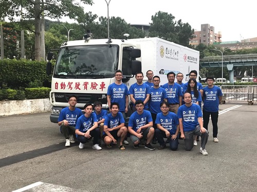 The team members(Open new window/jpg file)