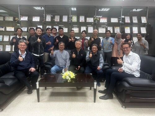 Image (No. 1): See main text for details.(Open new window/jpg file)Image