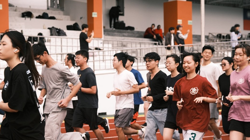 學生路跑過程(另開新視窗/png檔)圖片