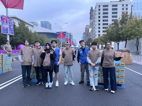 The Most Beautiful Sight at Dawn: MCUT Volunteer Service Highlights(Open new window/jpeg file)Image