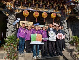  MCUT’s USR Office collaborates with local enterprises to assist temples in developing culturally innovative products and creative designs.(Open new window/jpg file)Image