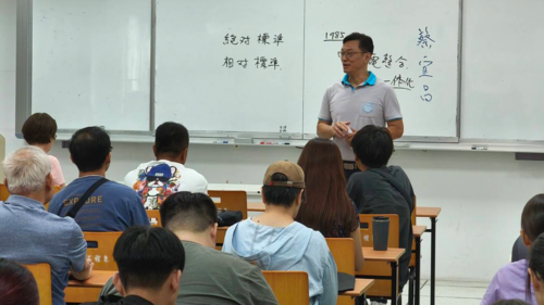 學務長至各分班介紹學校(另開新視窗/png檔)圖片