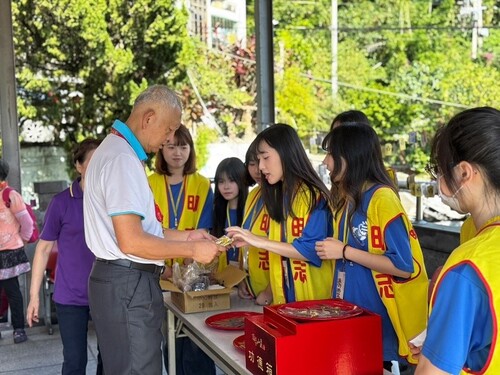 Image (No. 2): See main text for details.(Open new window/jpg file)Image