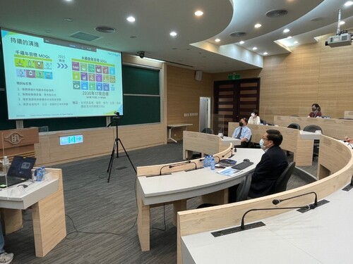 南亞科技公司吳志祥副總至校演講直播(另開新視窗/jpg檔)圖片