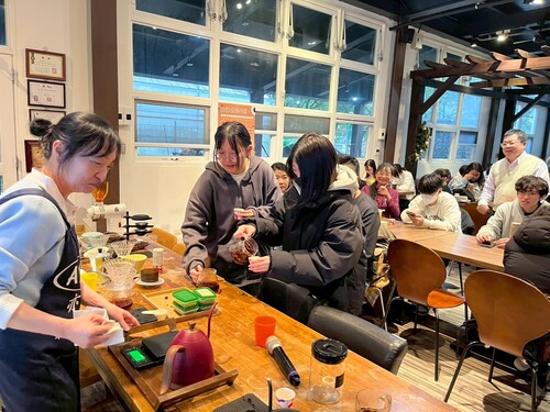 Image (No. 2): See main text for details.(Open new window/jpg file)Image