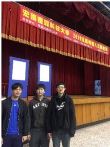 同學合影