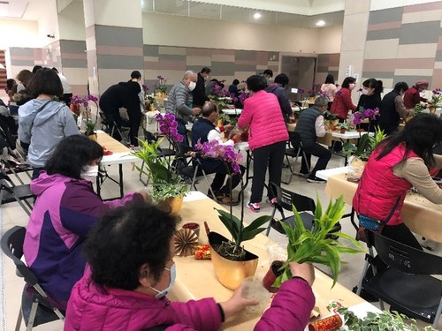 活動師生與社區居民參與活動情形(另開新視窗/jpg檔)圖片