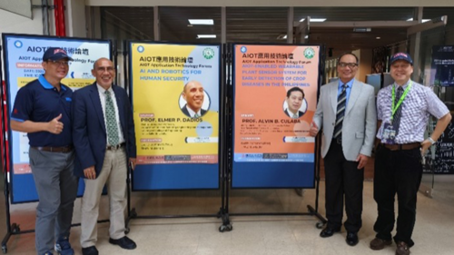 Group photo with the forum poster (From left to right: Provost Dr. Feng-Jui Liu, Dr. Elmer Dadios, Dr. Joel L Cuello, Dr. Yen-Chen Chen)(Open new window/png file)Image